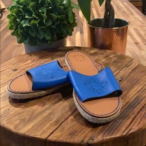 Brand New Henri Bendel Slides